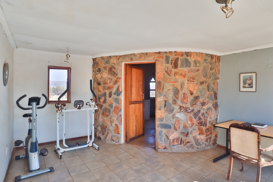 8 Bedroom Property for Sale in Rietfontein AH North West